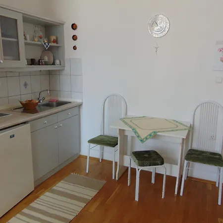 Guest house Eva *