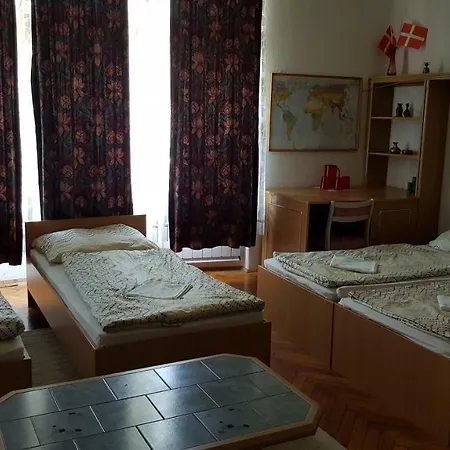 Eva ゲストハウス シオーフォク