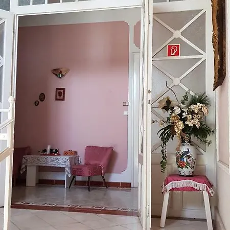 ゲストハウス Eva シオーフォク