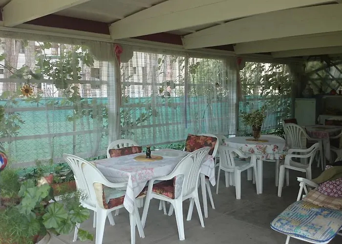 éva Affittacamere *