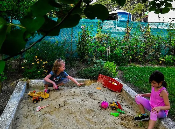 בית הארחה Eva