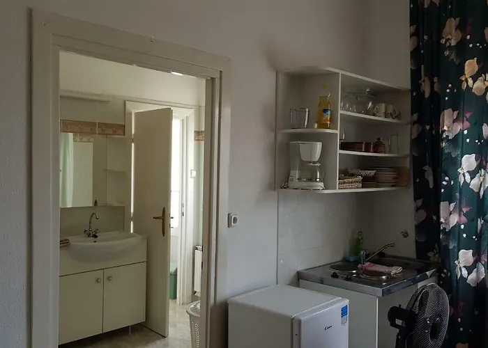 בית הארחה Eva שיופוק