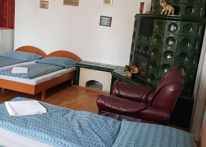 בית הארחה Eva *